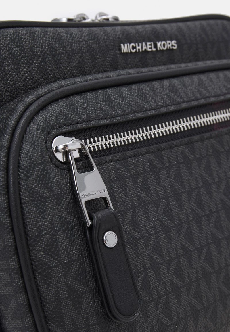 Michael Kors COMMUTER BELT BAG - Gürteltasche - Black – Bild 5